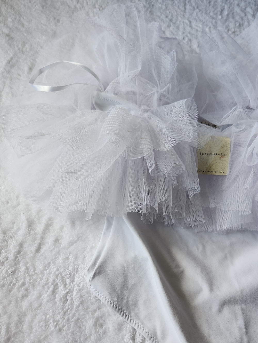 Intimately By Free PeopleWhite Ruffled Tulle One-Piece Bodysuit - M - Picture 7 of 12